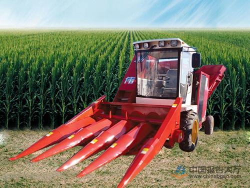 玉米收获机械市场日益升温 市场受多重利空打压销量